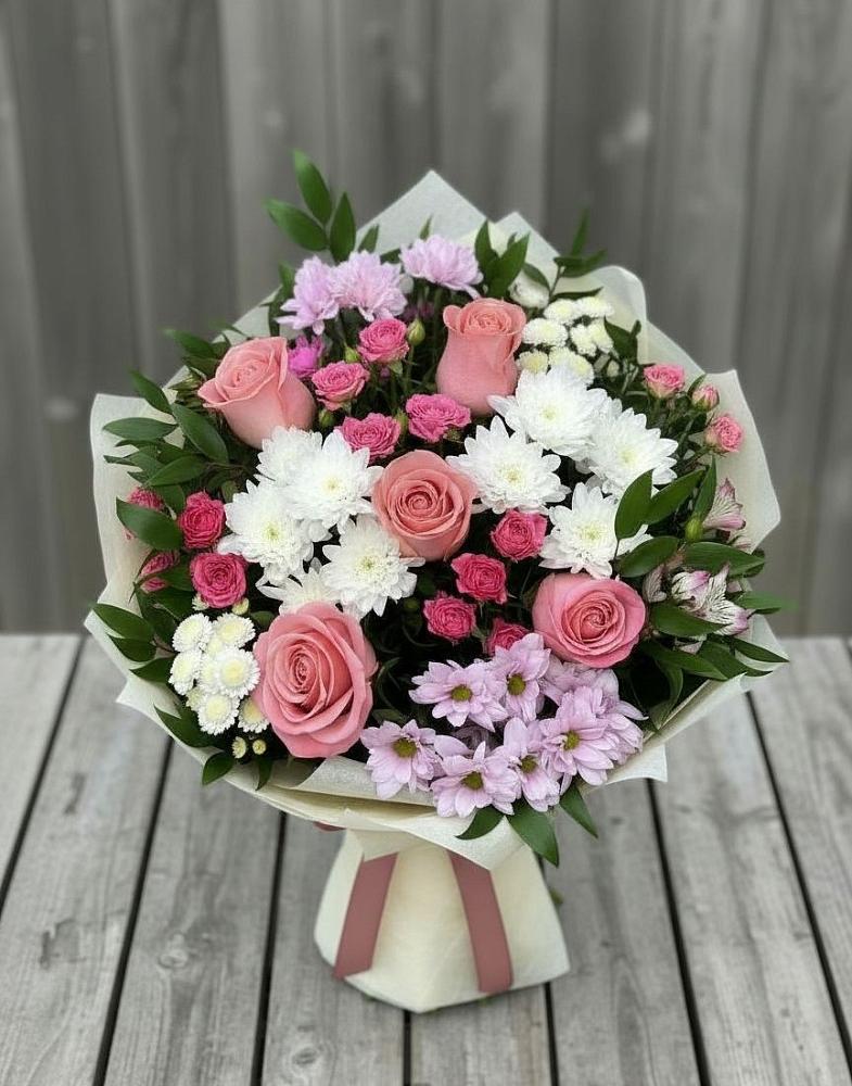 Букет цветов из: Альстромерии, Гвоздики, Розы и Хризантемы в Верхнем Ландехе