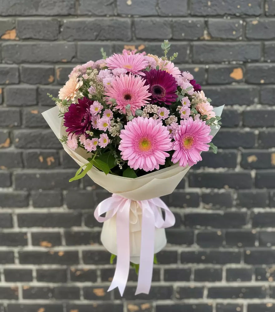 Букет цветов из: Герберы и Хризантемы в Верхнем Ландехе