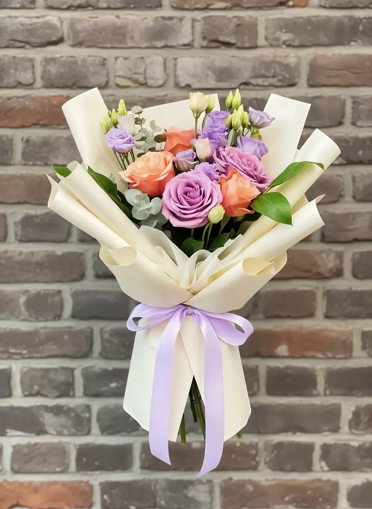 Букет цветов из: Лизиантусы и Розы в Верхнем Ландехе