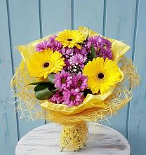 Букет цветов из:  Хризантемы и Герберы в Верхнем Ландехе
