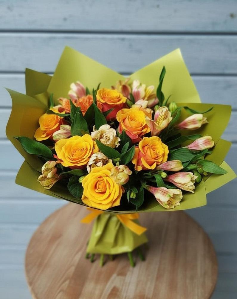 Букет цветов из: Альстромерии и Розы в Верхнем Ландехе