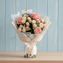 Букет цветов из:  Розы в Верхнем Ландехе